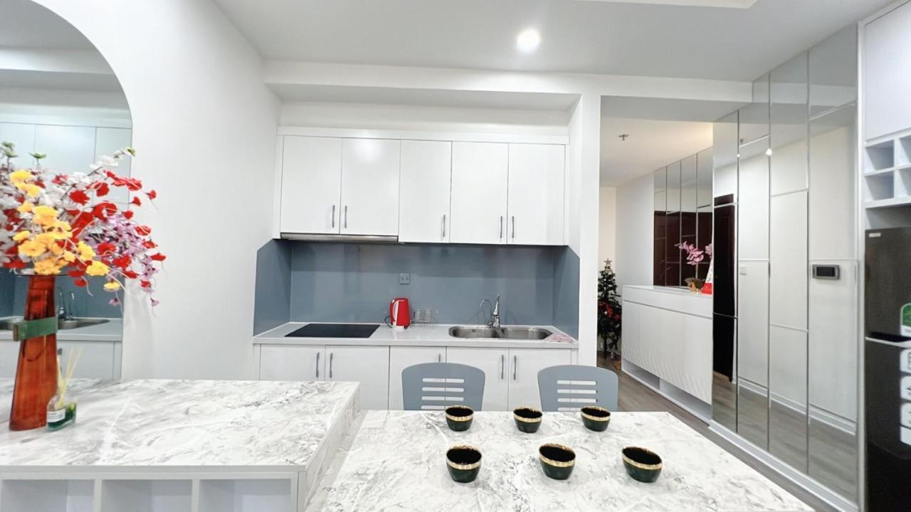 Kabi Homes - Luxury Apartment In Vinhomes Times City Hanoi Buitenkant foto